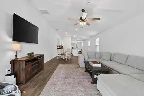 2500 Falling Star Lane Green Cove Springs FL 32043