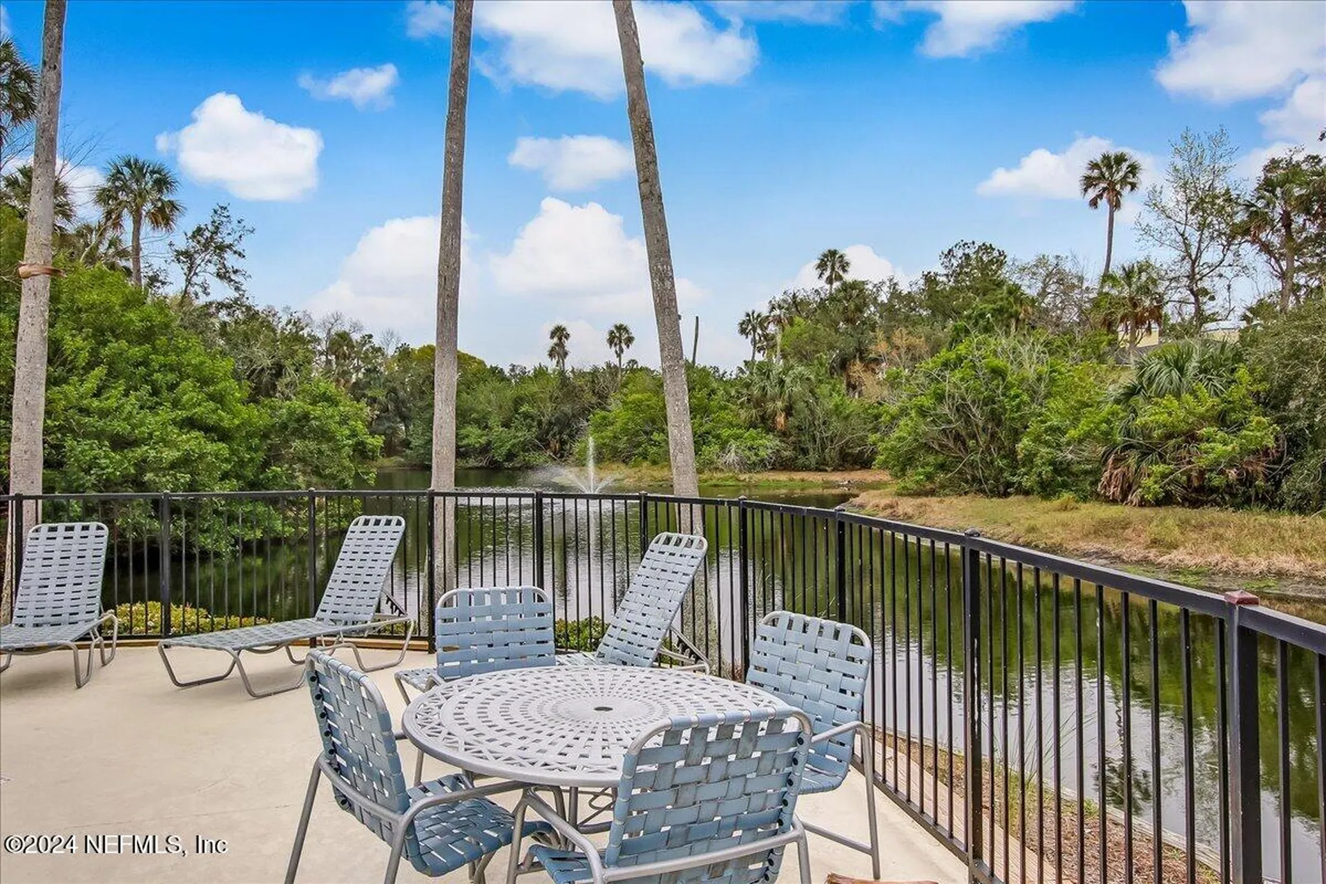 1800 The Greens Way Jacksonville Beach FL 32250