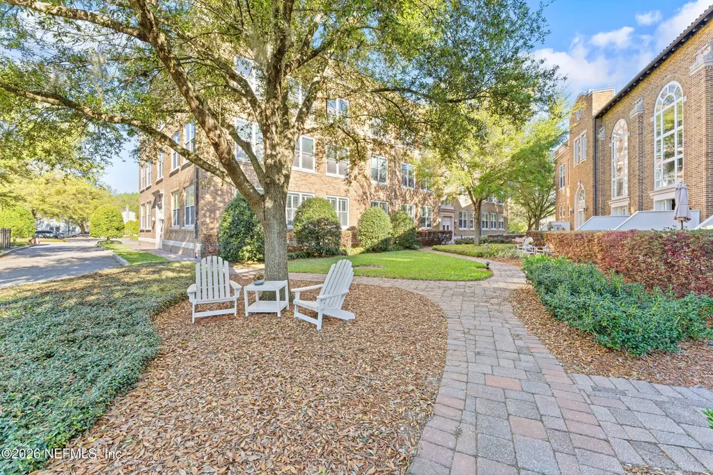 2525 College Street Jacksonville FL 32204