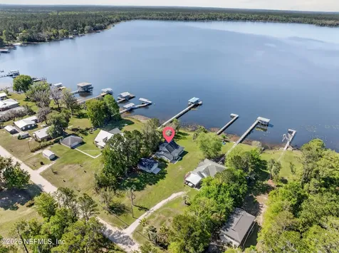 209 Beach Drive Florahome FL 32140
