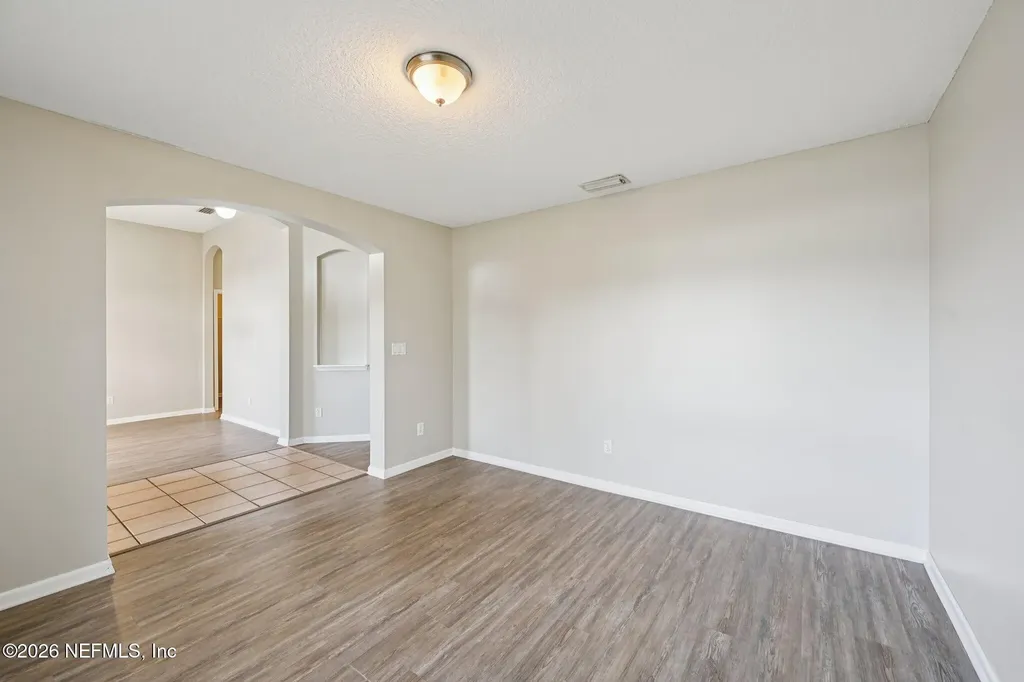 12511 Wages Way E Jacksonville FL 32218