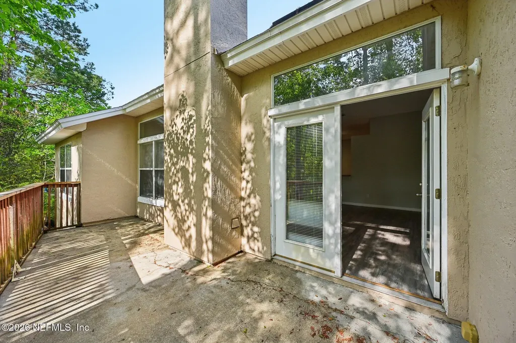 12511 Wages Way E Jacksonville FL 32218