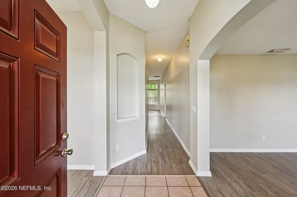 12511 Wages Way E Jacksonville FL 32218