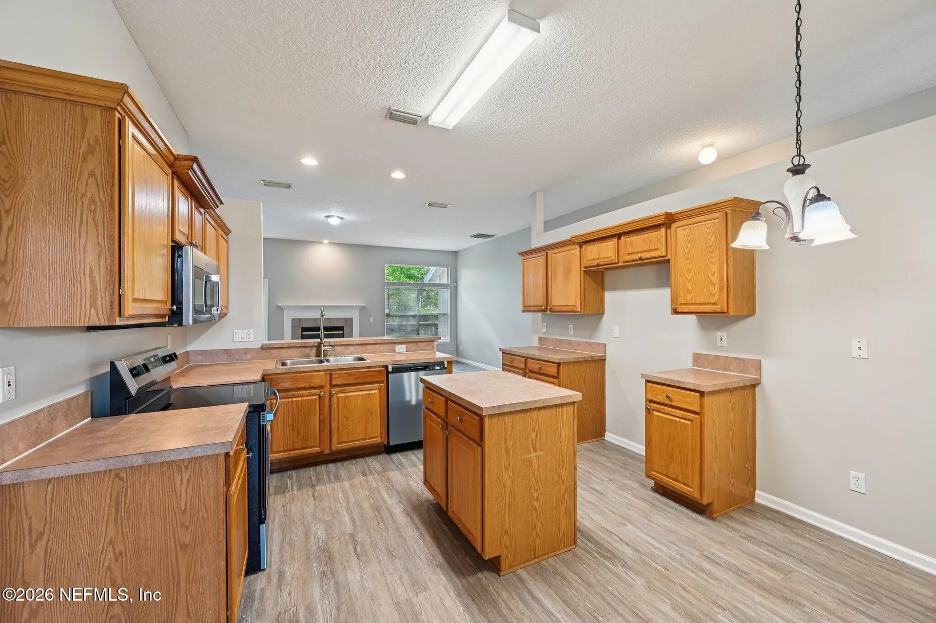 12511 Wages Way E Jacksonville FL 32218