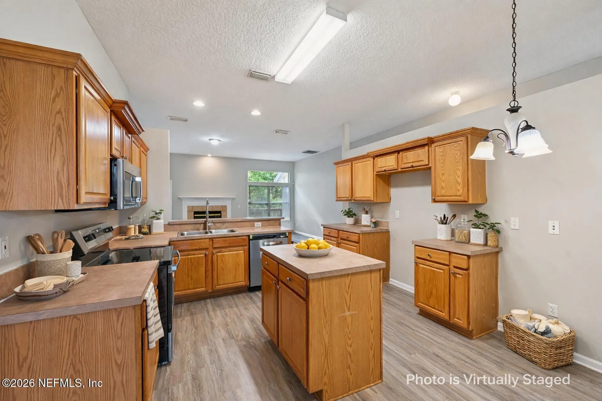 12511 Wages Way E Jacksonville FL 32218
