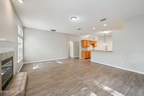 12511 Wages Way E Jacksonville FL 32218
