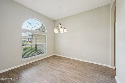 12511 Wages Way E Jacksonville FL 32218