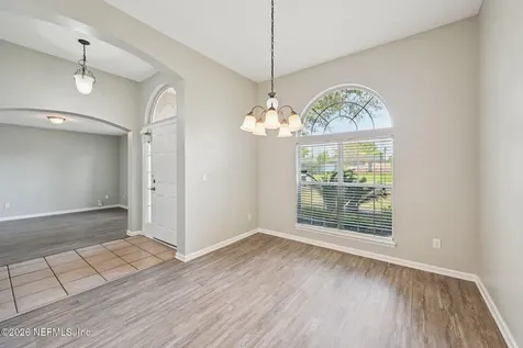 12511 Wages Way E Jacksonville FL 32218