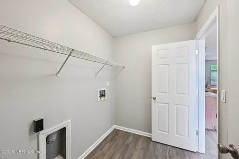 12511 Wages Way E Jacksonville FL 32218