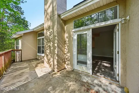 12511 Wages Way E Jacksonville FL 32218