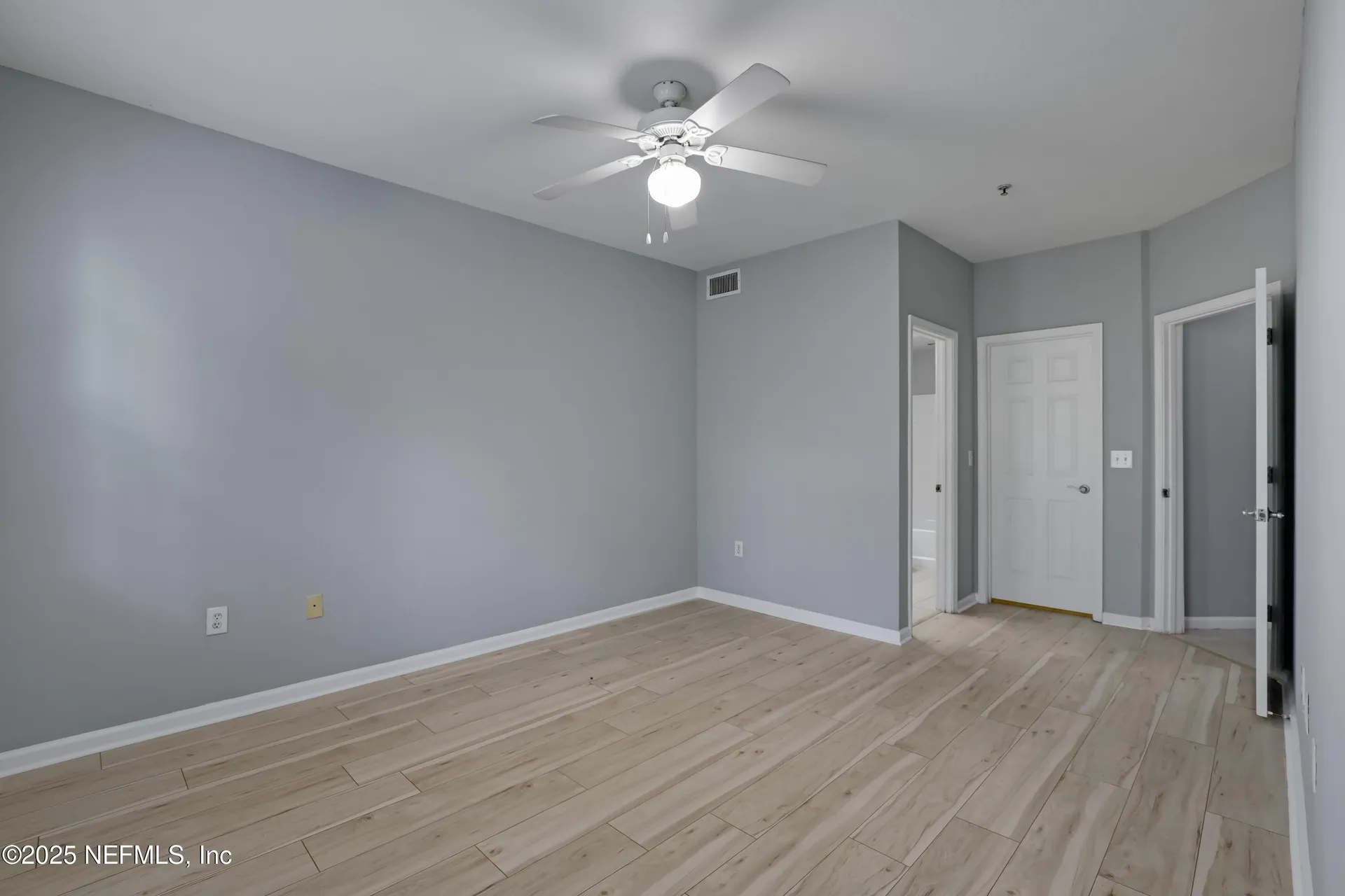 10075 Gate Parkway N Jacksonville FL 32246