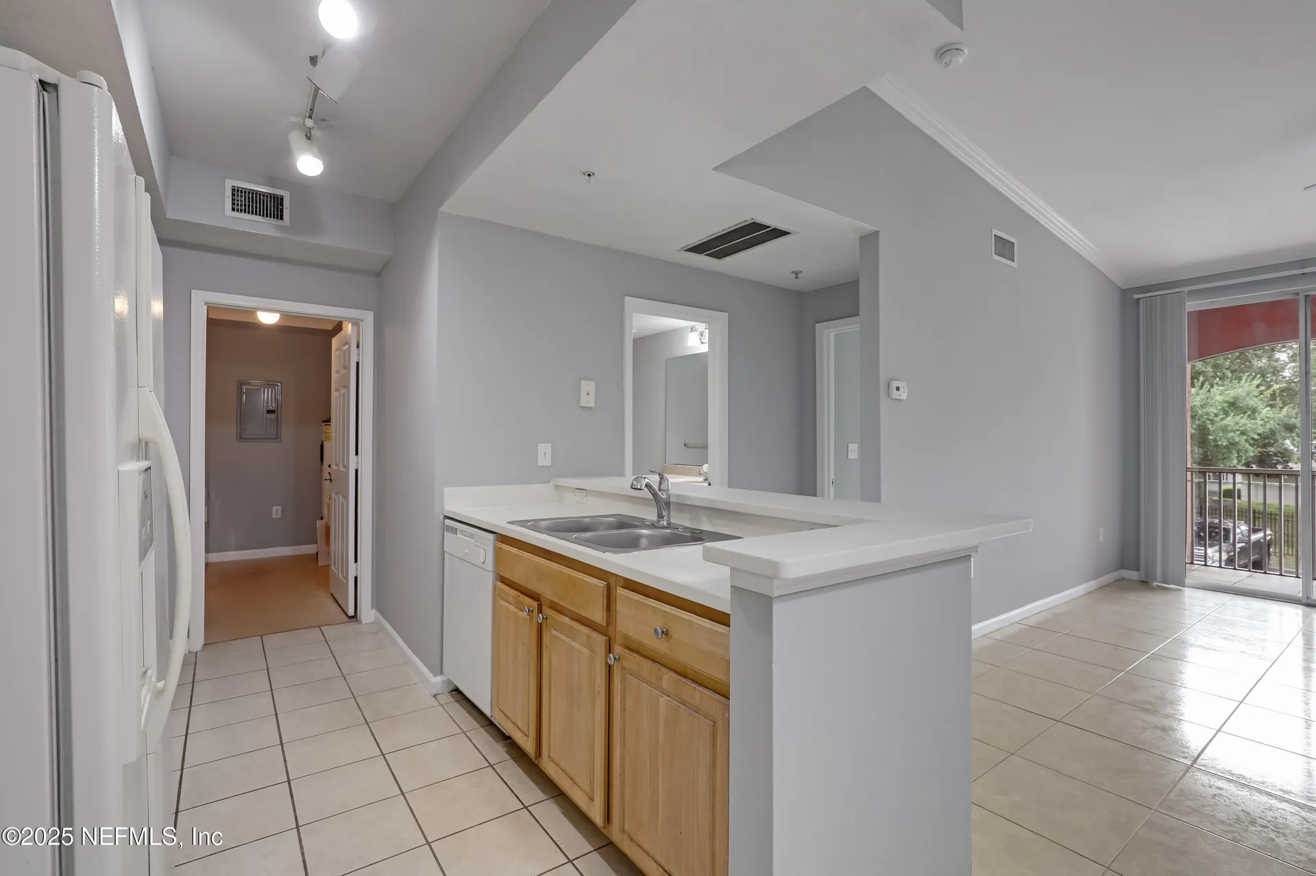 10075 Gate Parkway N Jacksonville FL 32246