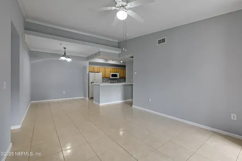 10075 Gate Parkway N Jacksonville FL 32246