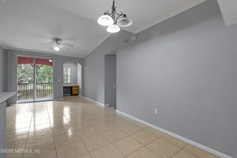 10075 Gate Parkway N Jacksonville FL 32246