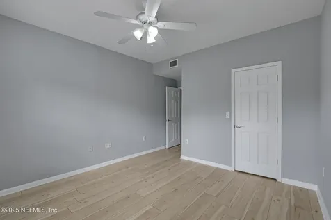 10075 Gate Parkway N Jacksonville FL 32246