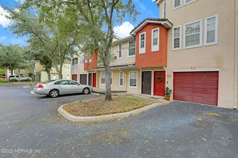 10075 Gate Parkway N Jacksonville FL 32246