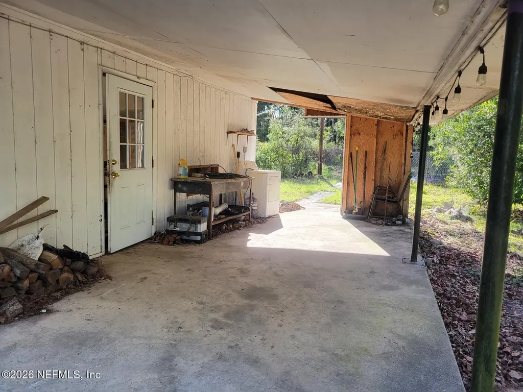 372 NW Divider Terrace Lake City FL 32055