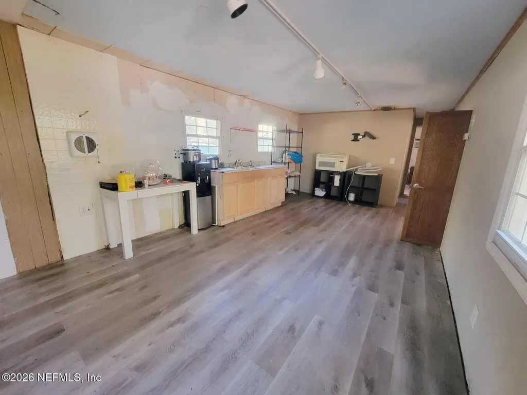 372 NW Divider Terrace Lake City FL 32055