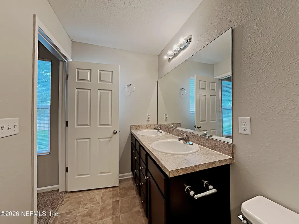 1384 Sarahs Landing Drive Jacksonville FL 32221