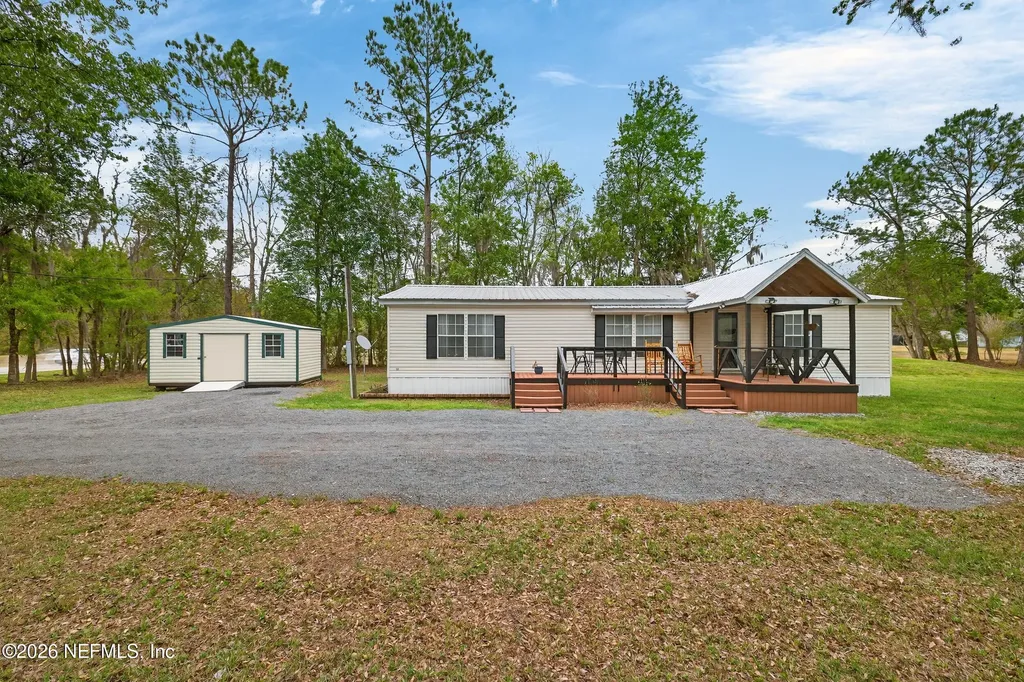 2858 NW 233rd Street Lawtey FL 32058