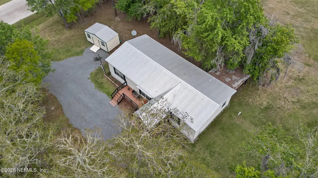 2858 NW 233rd Street Lawtey FL 32058