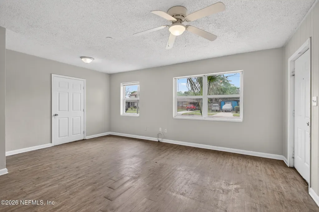 247 W 45th Street Jacksonville FL 32208
