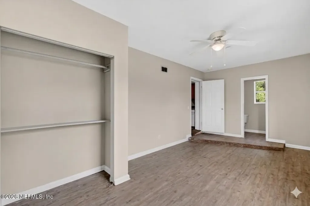 247 W 45th Street Jacksonville FL 32208