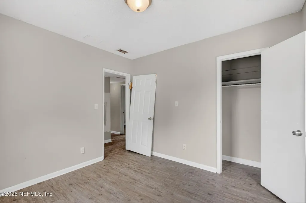 247 W 45th Street Jacksonville FL 32208