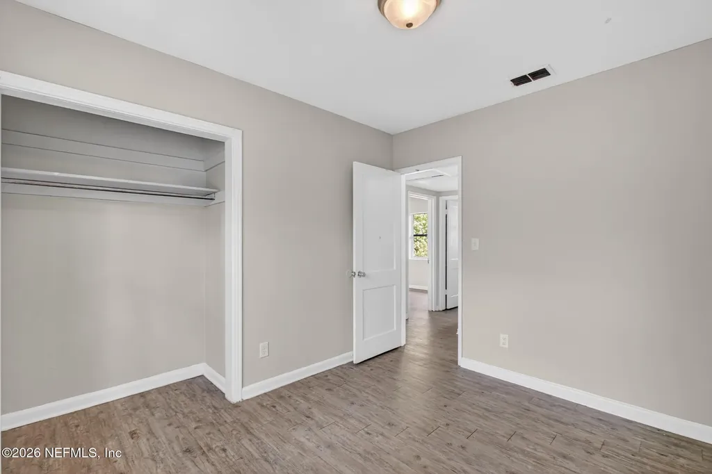 247 W 45th Street Jacksonville FL 32208
