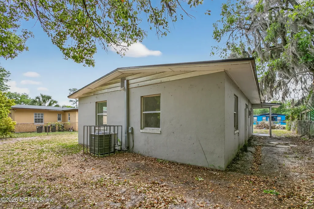 247 W 45th Street Jacksonville FL 32208