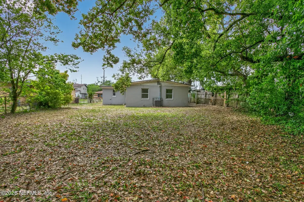 247 W 45th Street Jacksonville FL 32208