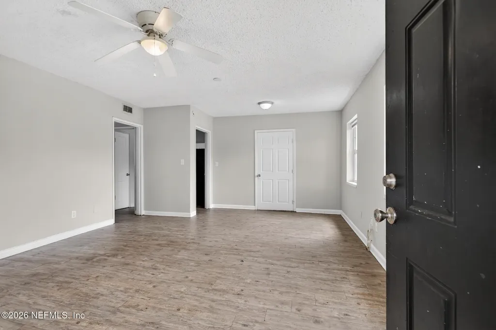 247 W 45th Street Jacksonville FL 32208
