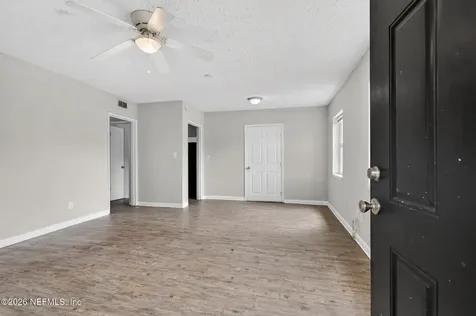 247 W 45th Street Jacksonville FL 32208