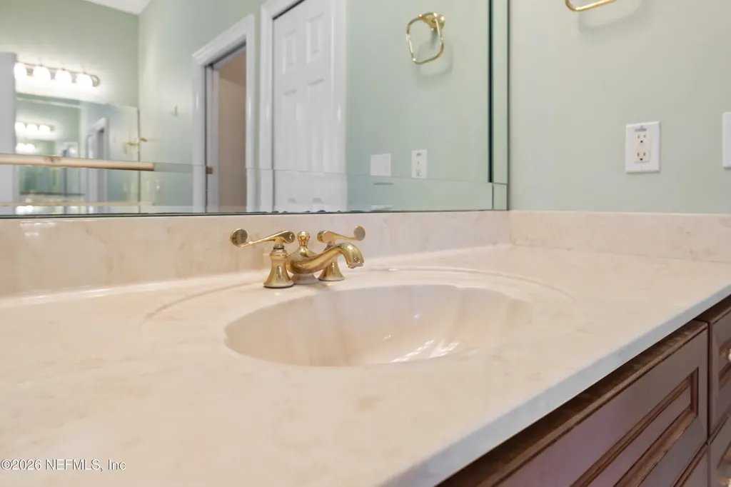 15 Old Oak Drive N Palm Coast FL 32137