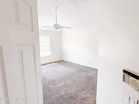 6112 Winding Bridge Drive Jacksonville FL 32277