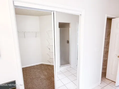 6112 Winding Bridge Drive Jacksonville FL 32277