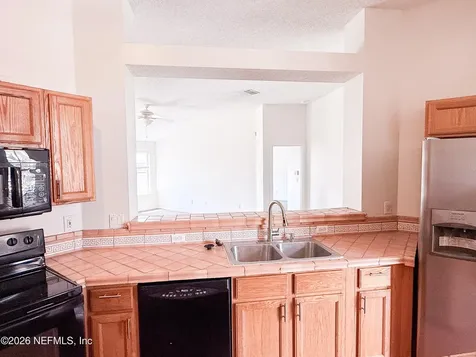 6112 Winding Bridge Drive Jacksonville FL 32277