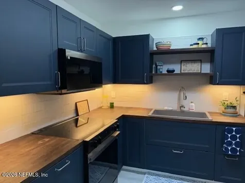 7915 Fresca Street Jacksonville FL 32217
