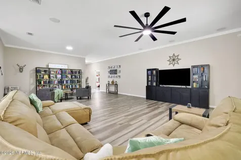 164 Prince Albert Avenue St. Johns FL 32259