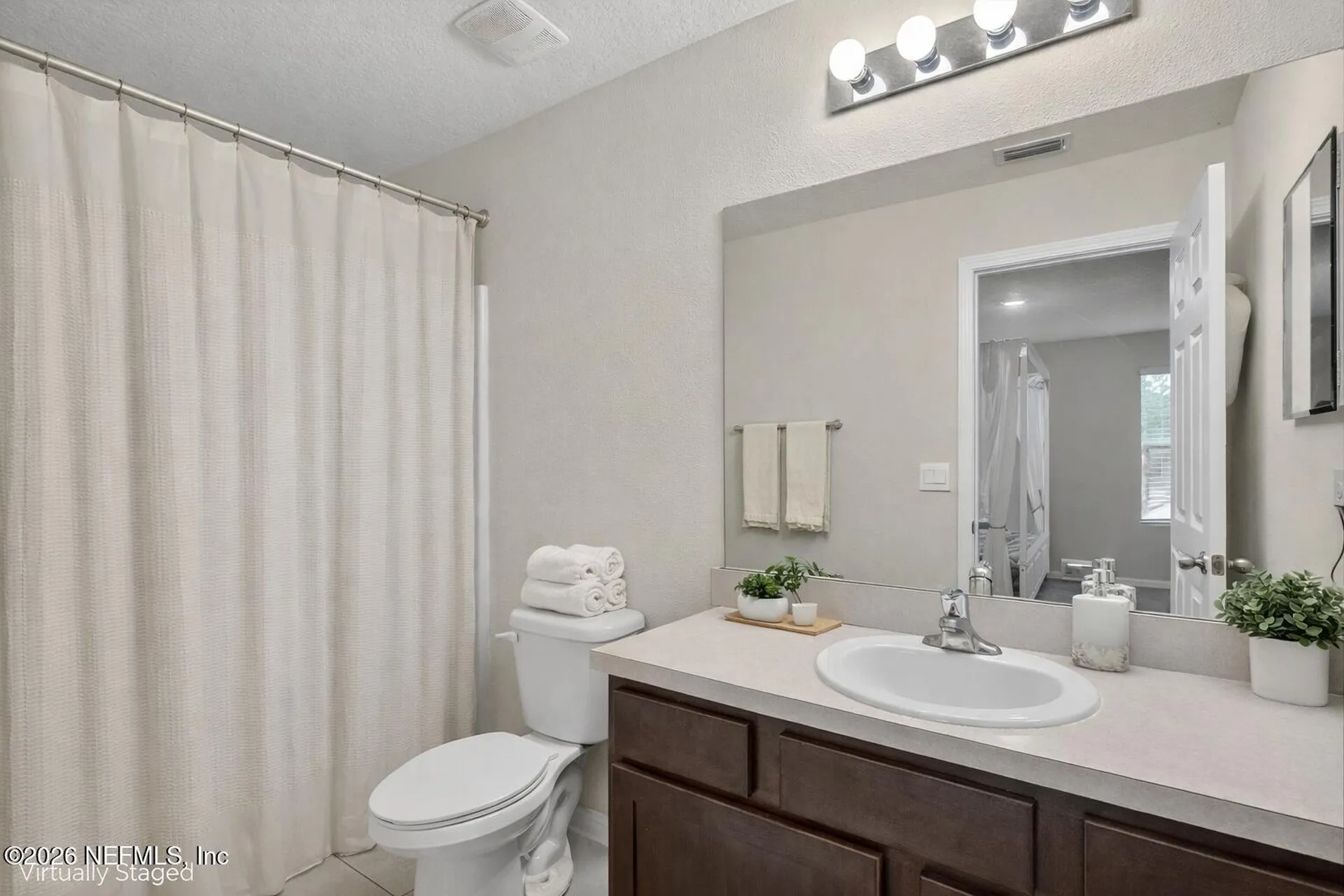 12784 Veterans Court Jacksonville FL 32218