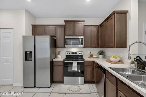 12784 Veterans Court Jacksonville FL 32218
