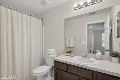 12784 Veterans Court Jacksonville FL 32218