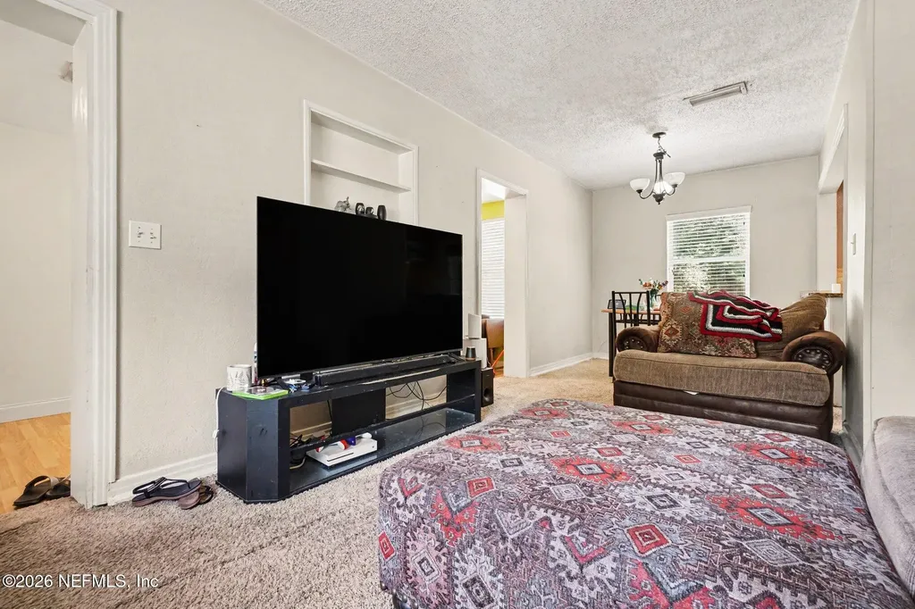 527 Oglethorpe Road Jacksonville FL 32216