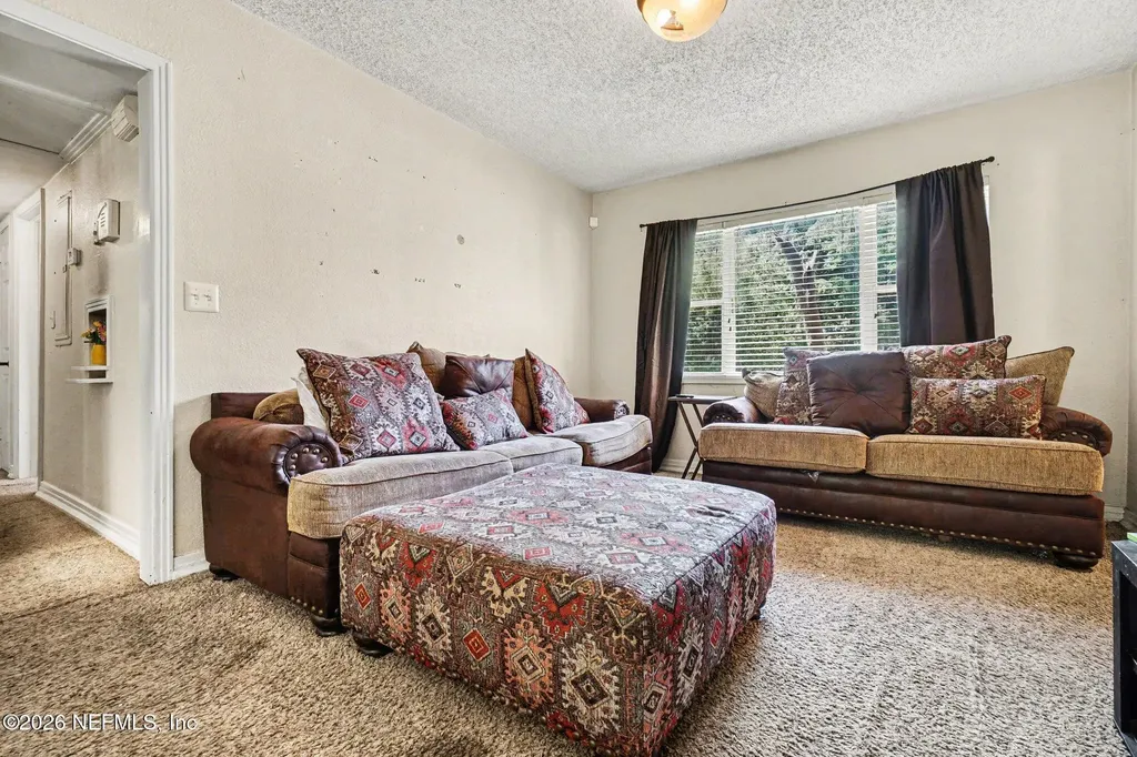 527 Oglethorpe Road Jacksonville FL 32216