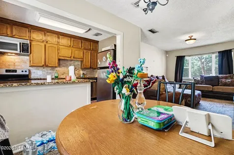 527 Oglethorpe Road Jacksonville FL 32216