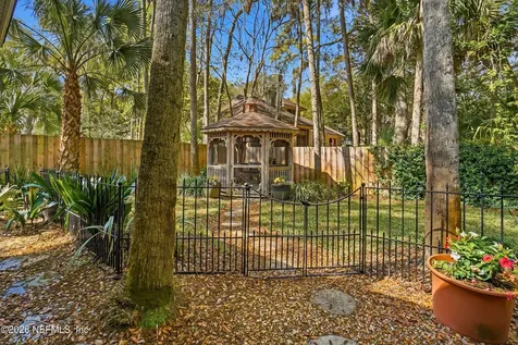 1810 Selva Grande Drive Atlantic Beach FL 32233