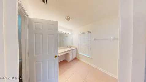 8498 Climbing Ivy Trail S Jacksonville FL 32216