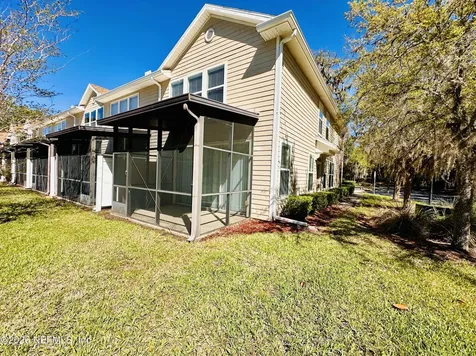 8498 Climbing Ivy Trail S Jacksonville FL 32216