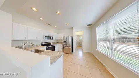 8498 Climbing Ivy Trail S Jacksonville FL 32216
