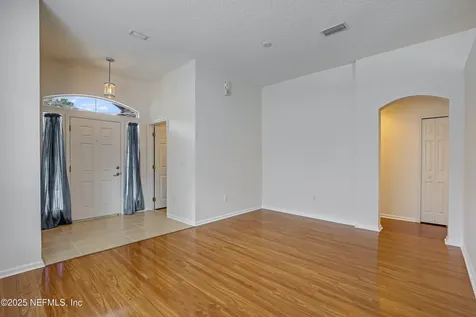 6693 Morse Glen Lane Jacksonville FL 32244